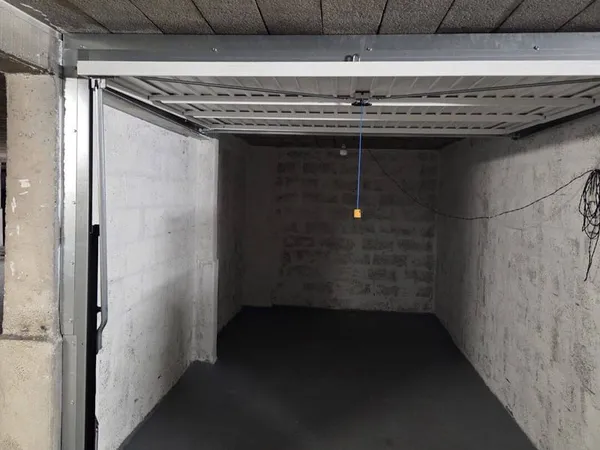 Parking 10 m²