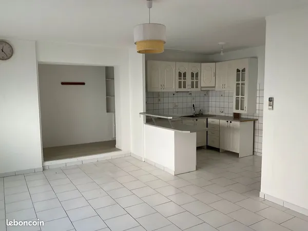 Appartement Duplex avec accès à un jardin privé