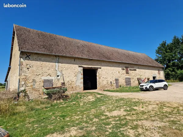 Domaine agricole à Theneuille & Cérilly (Allier)