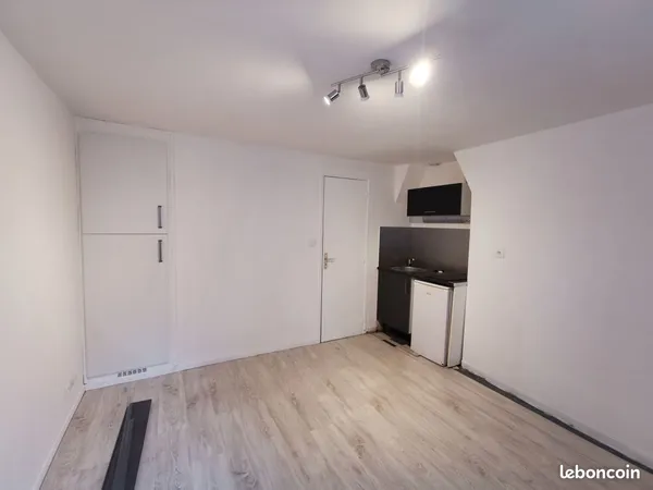 Studio meublé centre Ville