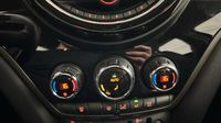 Mini Countryman One D 116ch Oakwood — photo 26