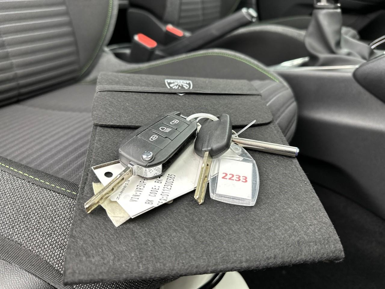 Peugeot 208 puretech 75 s&s bvm5 active — photo 31