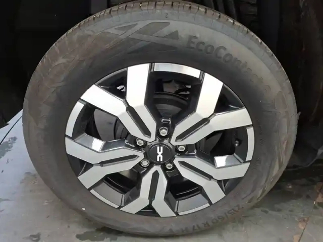 Dacia Duster tce 150 4x2 edc — photo 15