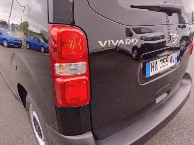 Opel Vivaro fgn taille m bluehdi 120 s&amp;s bvm6 — photo 17