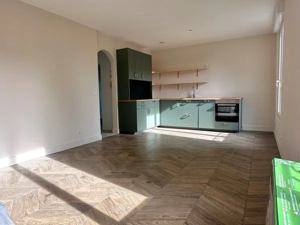 Duplex meublé 2min gare 2 chambres