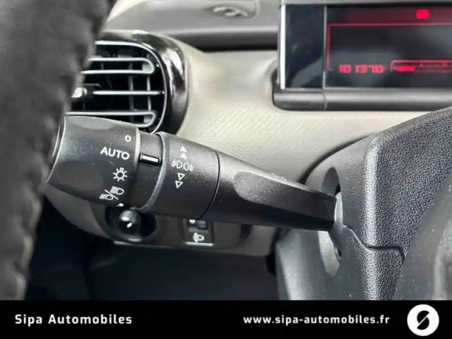 Citroën C4 cactus puretech 110 s&amp;s — photo 38