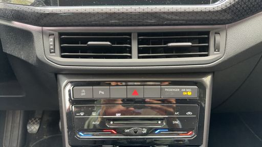 Volkswagen T-Cross 1.0 TSI 110 - R-Line – 2021 – 22543 km – Essence – Boîte Manuelle — photo 20