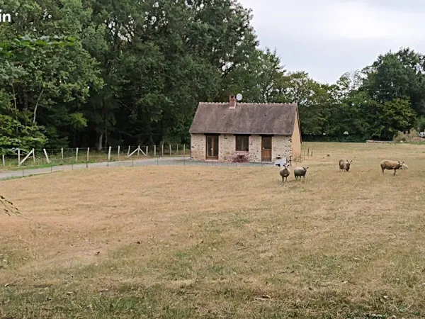 Loue maison dans la prairie