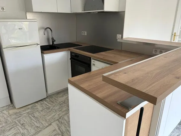 VENCE PROCHE CENTRE 3 PIECES