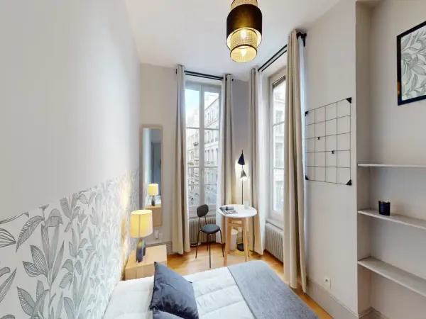 Loue chambre en colocation dans appartement
