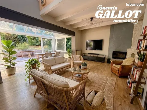 Maison 9 pièces 190 m²