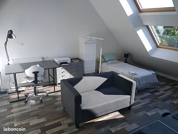 Chambre meublée chez particulier - Hors week-end