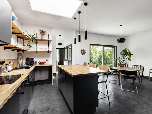 Maison de luxe 10 pièces 232 m²