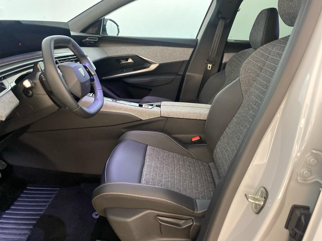 Peugeot 5008 hybrid 145 ch e-dcs6 allure — photo 9