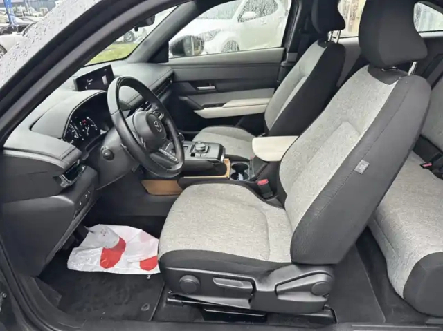 Mazda Mx-30 e-skyactiv 145ch — photo 10