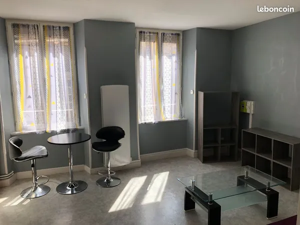 Studio meublé 380 Euros