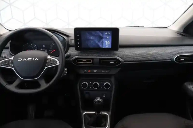 Dacia Sandero eco-g 100 gsr2 — photo 9