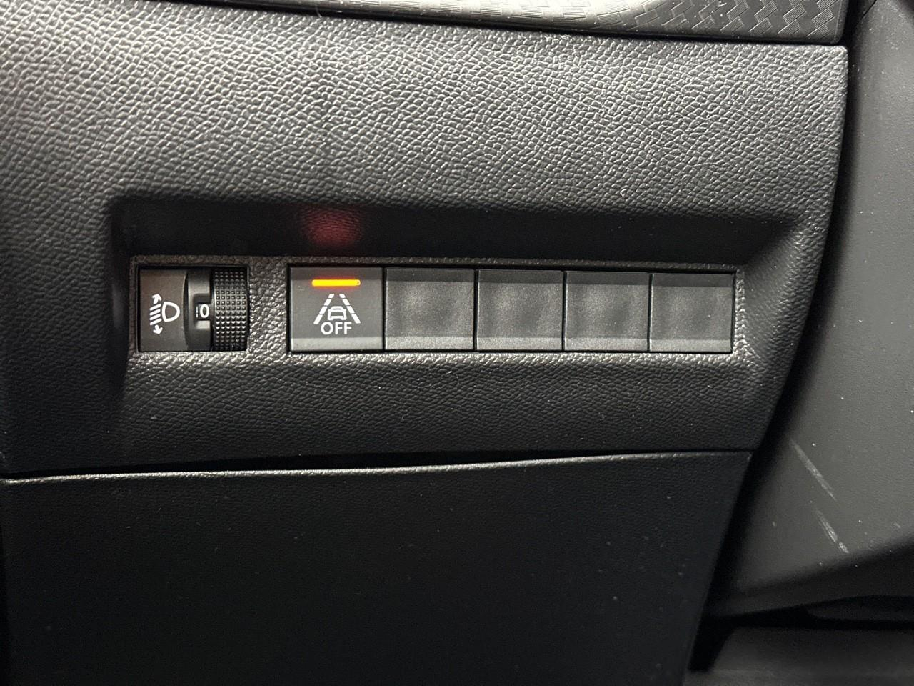 Peugeot 208 bluehdi 100 bvm6 premium — photo 18