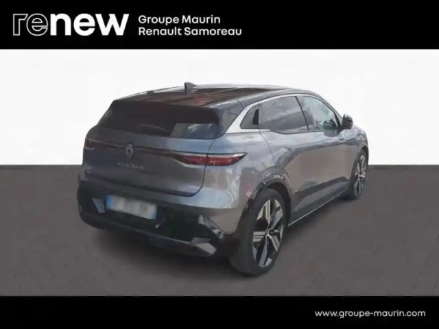 Renault Megane e-tech electric ev60 220ch iconic super charge -b — photo 3