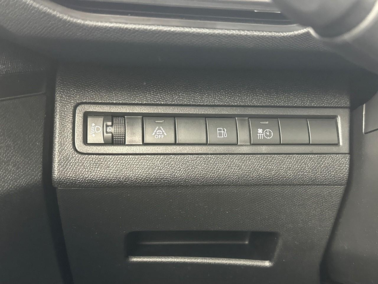 Peugeot 3008 hybrid 225 e-eat8 allure pack — photo 16