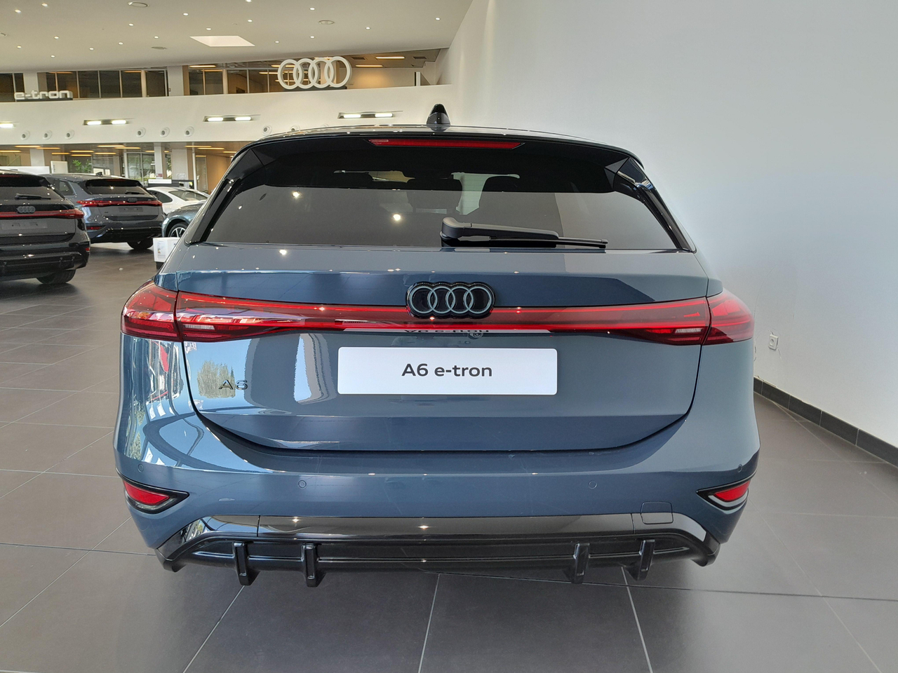 Audi A6 e-tron Avant Performance 367 ch 100 kWh — photo 4