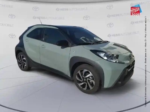 Toyota Aygo X 1.0 vvt-i 72ch design my24 — photo 3
