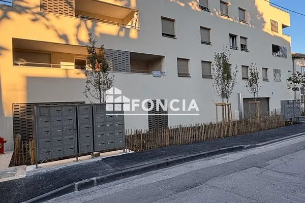 Parking 17 m²