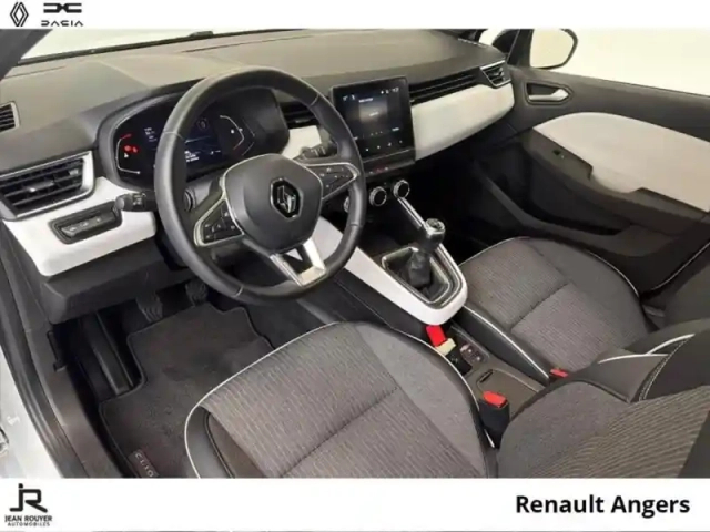 Renault Clio 1.0 tce 90ch techno — photo 15