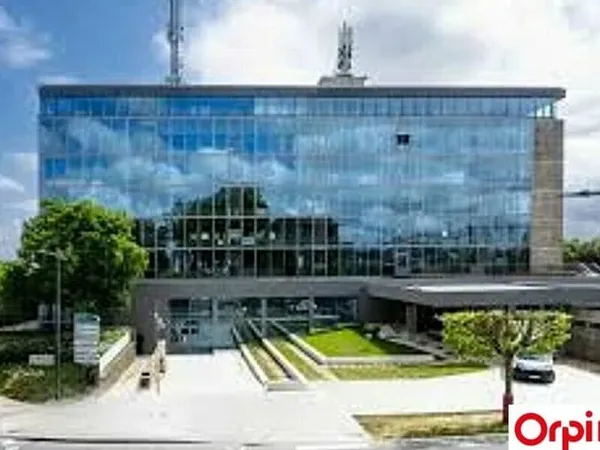 Bureaux 137 m²
