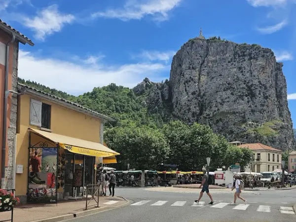 Commerce Vente Castellane   65000€