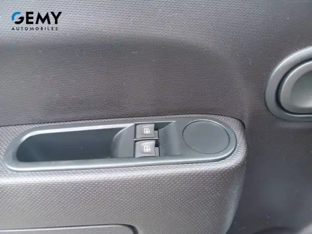 Renault Twingo iii sce 65 - 20 — photo 31