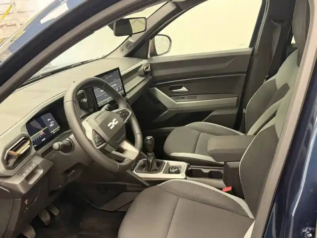 Dacia Bigster mild hybrid 130 4x4 — photo 29