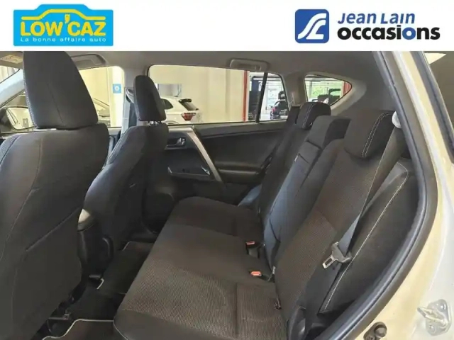 Toyota Rav4 hybride 197ch awd — photo 17