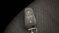 Peugeot 308 1.5 BlueHDi 130ch S&S Style EAT8 — photo 16