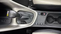 Toyota Yaris 116h Iconic 5p — photo 22