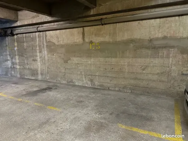 parking voiture, résidence sécurisée, Paris XIIIe