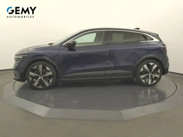 Renault Megane e-tech ev60 220 ch optimum charge — photo 3