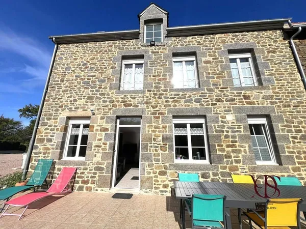 Maison 10 pièces 214 m²