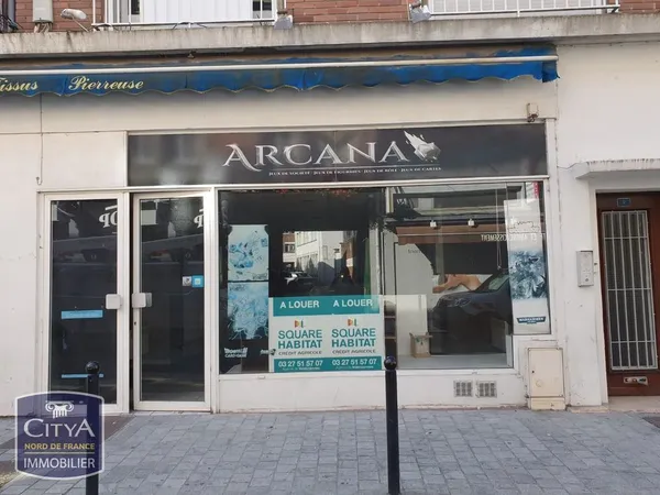 LOCAL COMMERCIAL
