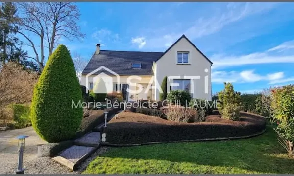 Propriété 8 pièces 196 m²