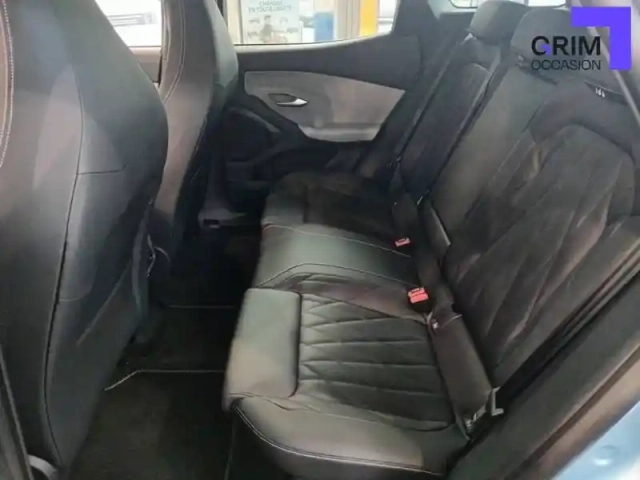 Ford Explorer awd extended range 79 kwh 340 ch — photo 11