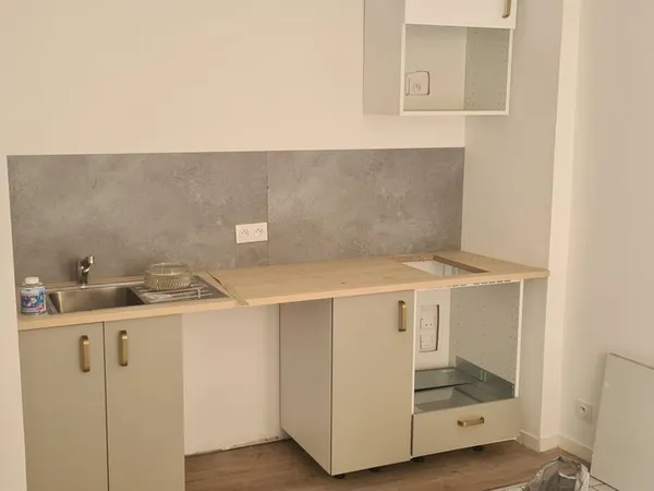 T2 25 m² - RDC - Centre-ville Châtellerault - Rénové