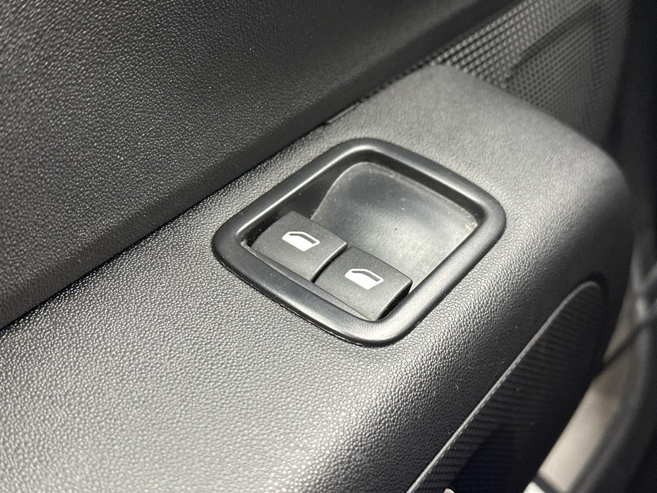 Citroën C3 bluehdi 100 ch bvm6 plus — photo 17