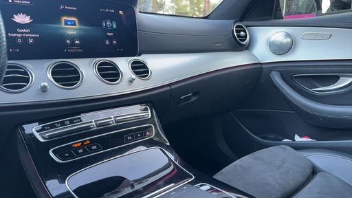 Mercedes Classe E 300 de 306 EQ Power  9G-Tronic - AMG Line – 2022 – 149879 km – Hybride rechargeable – Boîte Automatique — photo 2