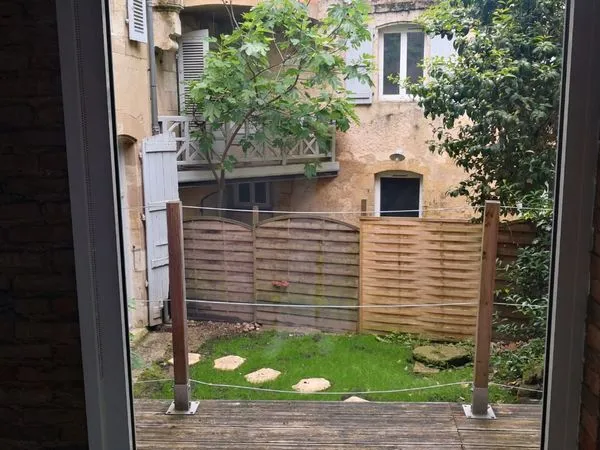 Appartement meublé avec jardin