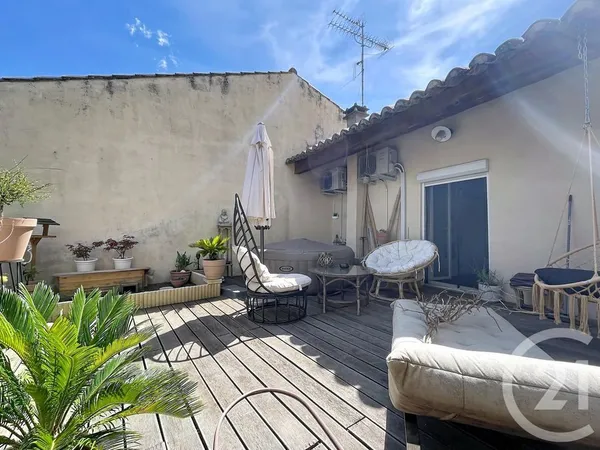 Maison 7 pièces 266 m²
