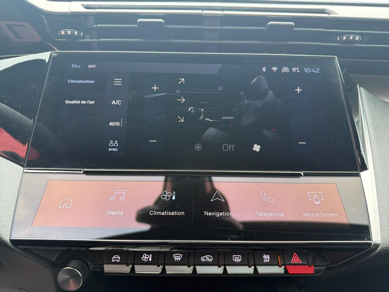 Peugeot 308 hybrid 136 e-dcs6 gt — photo 14