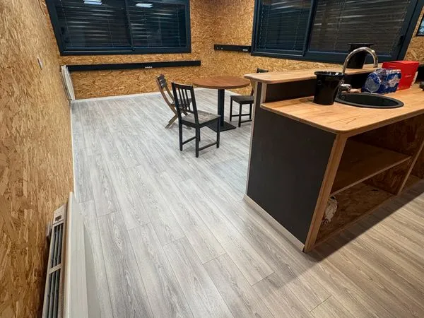 Bureau / local professionnel 60 m² avec showroom & parking - Alby-sur-Chéran