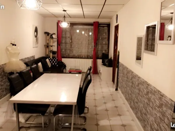 Appartement studio 55 m2 type F1 bis avec pièces annexe