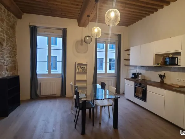 T1 meublé de 36m²+7m² en mezzanine - secteur Saxe Guillotière, Lyon 7